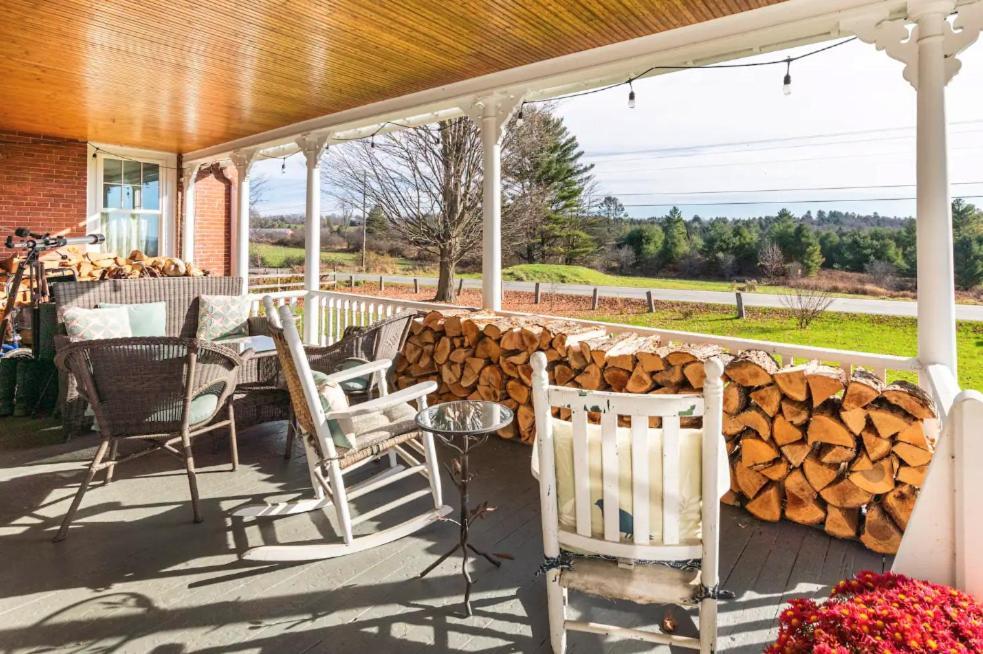 Country Farmhouse Apartment East Montpelier Exterior photo