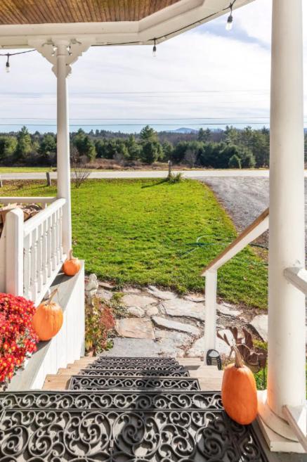 Country Farmhouse Apartment East Montpelier Exterior photo