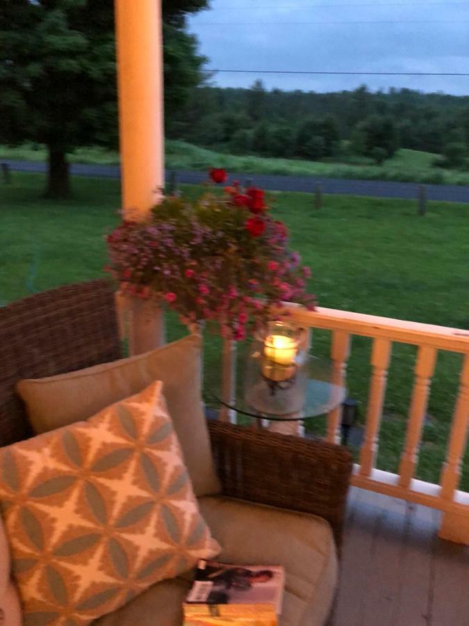 Country Farmhouse Apartment East Montpelier Exterior photo